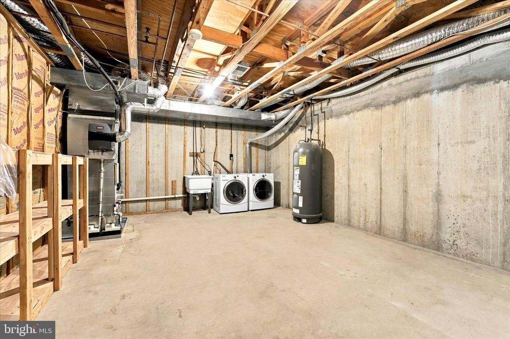 302 Brighton Circle - Photo 32