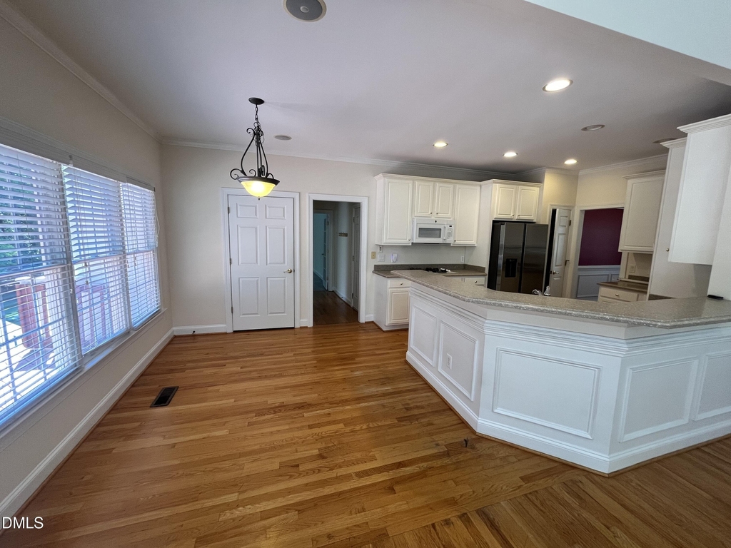 206 Wendover Lane - Photo 13