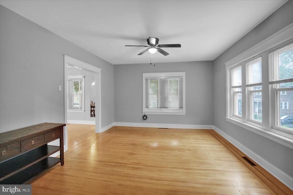 23 Trebor Place - Photo 2