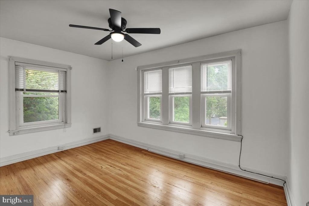 23 Trebor Place - Photo 12
