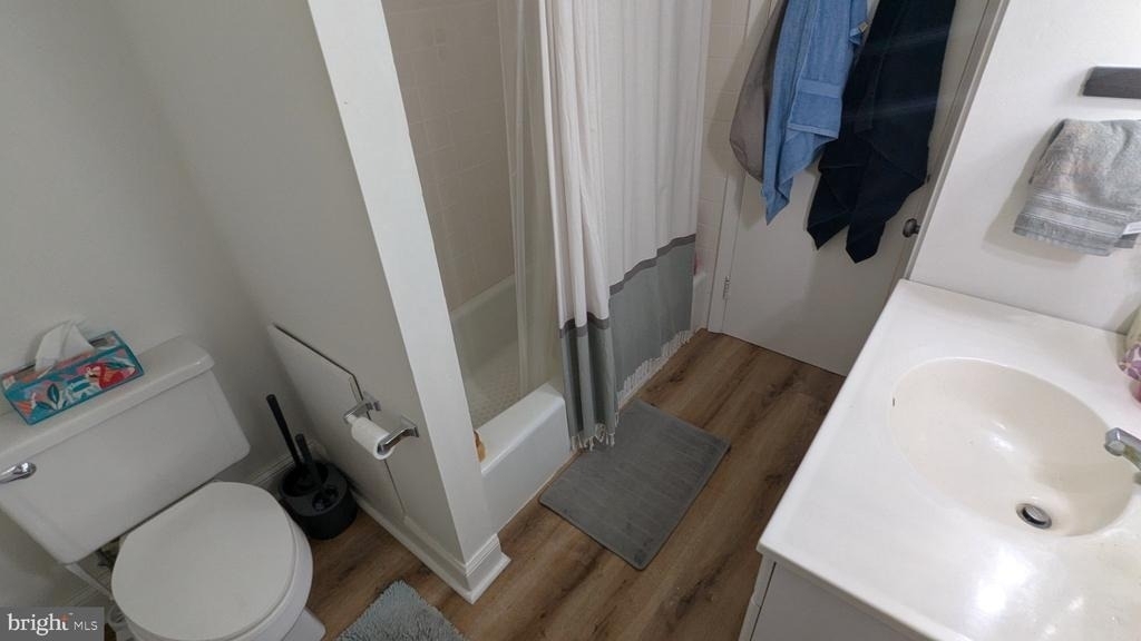 18 Steinway Avenue - Photo 12