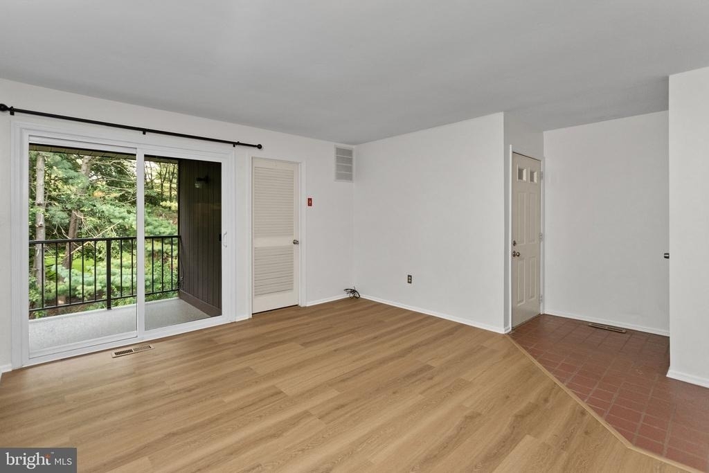 36 Gena Court - Photo 3
