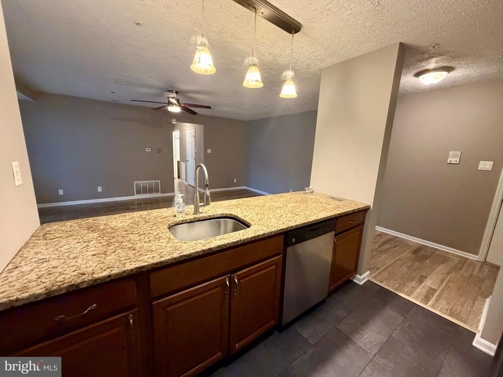 7 Kenwood Drive - Photo 8