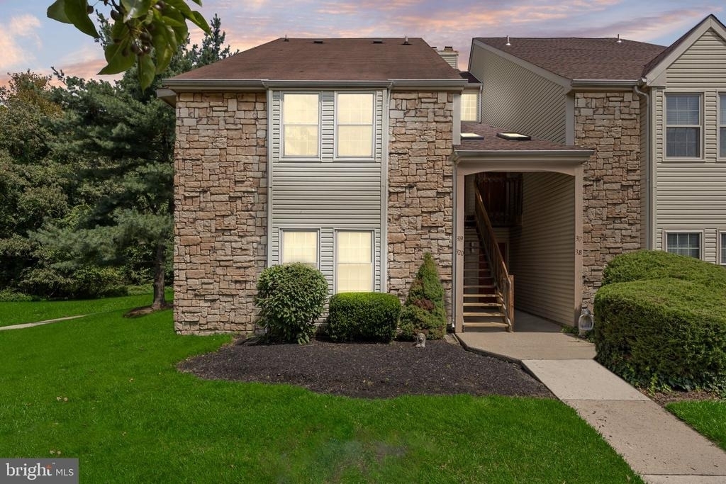 319 Tavistock - Photo 29