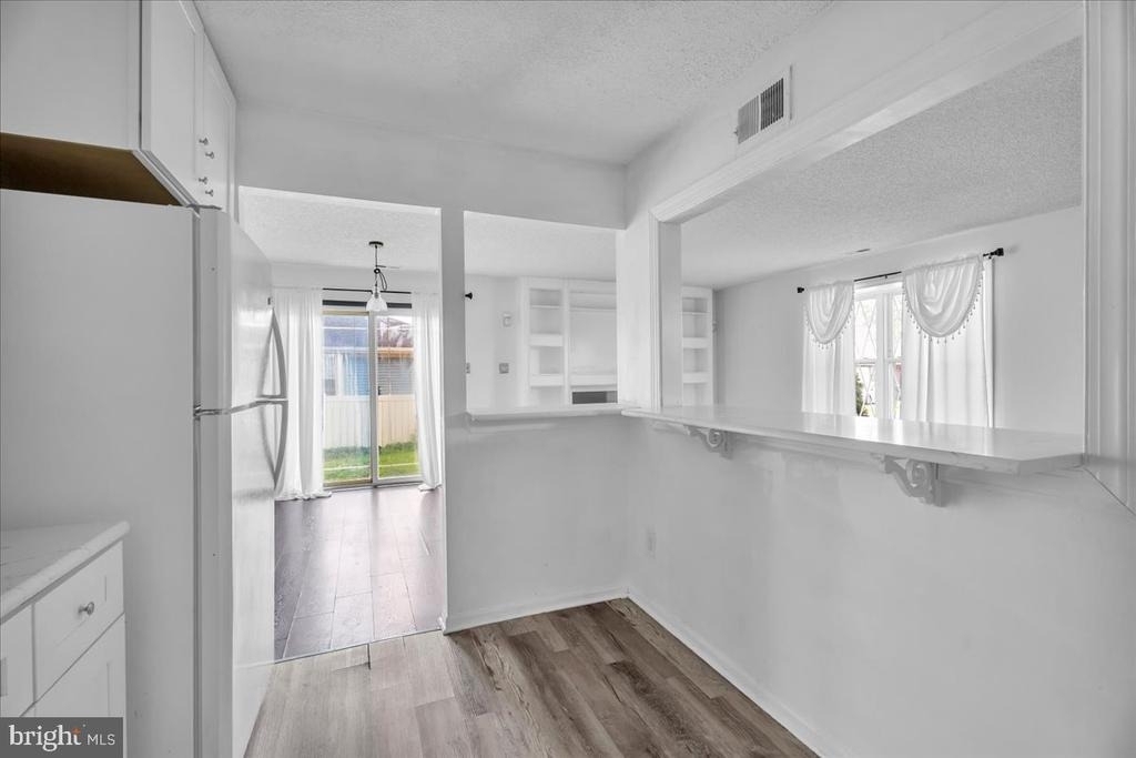 10 Franklin Place - Photo 11