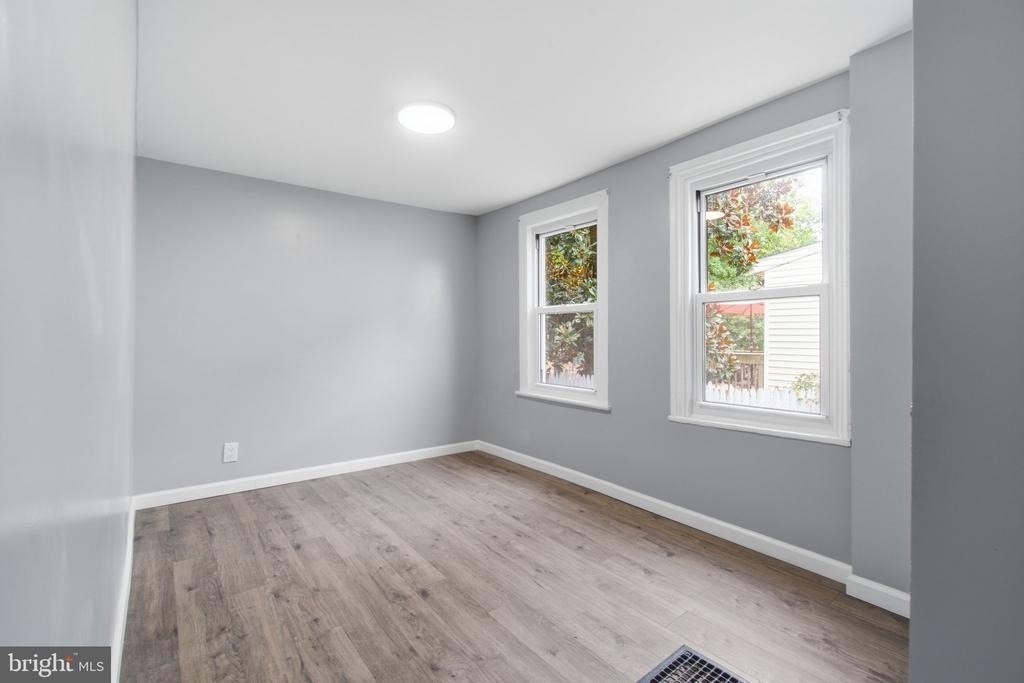 216 Garden Street - Photo 11