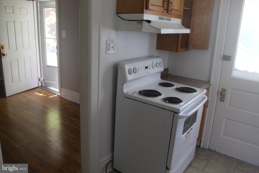 3 W North Avenue - Photo 4