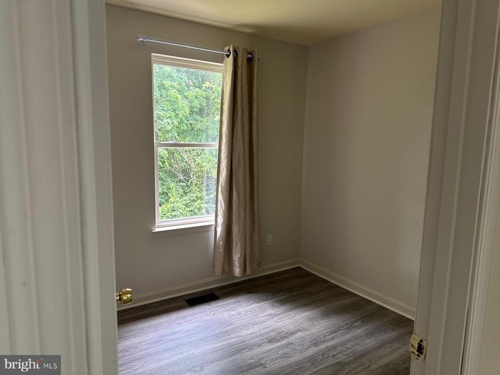 241 Merrbaugh Drive - Photo 4
