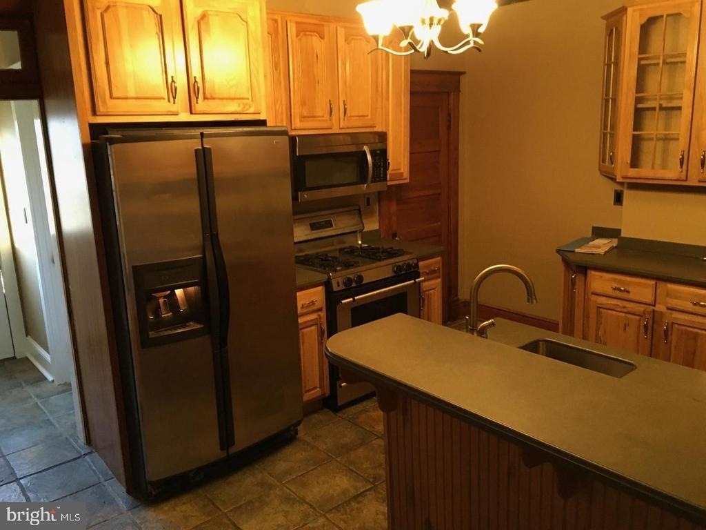 249 Westside Ave - Photo 5