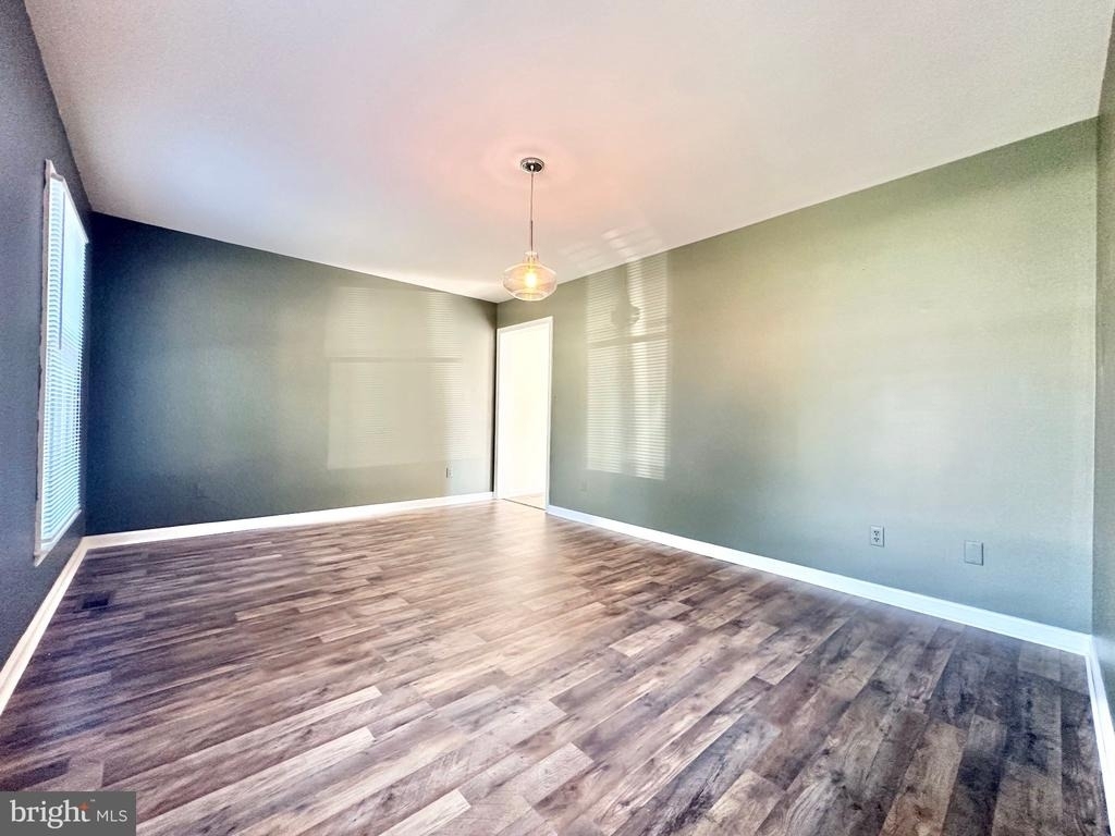 8337 Colony Circle - Photo 13