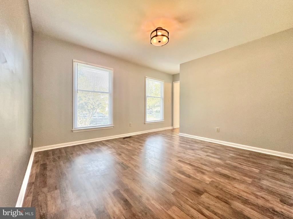 8337 Colony Circle - Photo 10