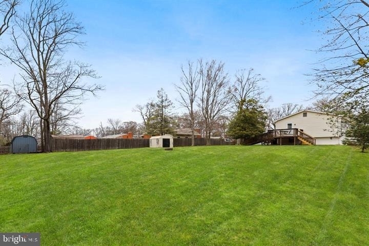 8007 Prince Georges Drive - Photo 2