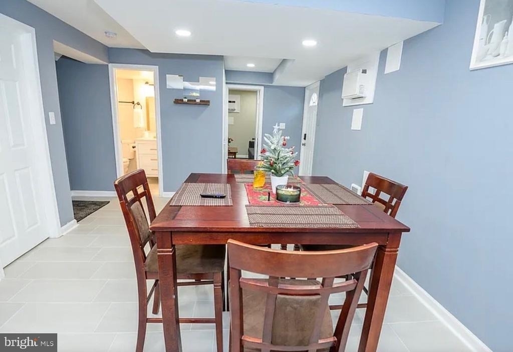 8007 Prince Georges Drive - Photo 4