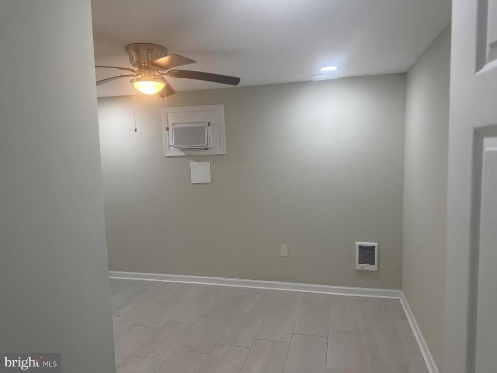 8007 Prince Georges Drive - Photo 17