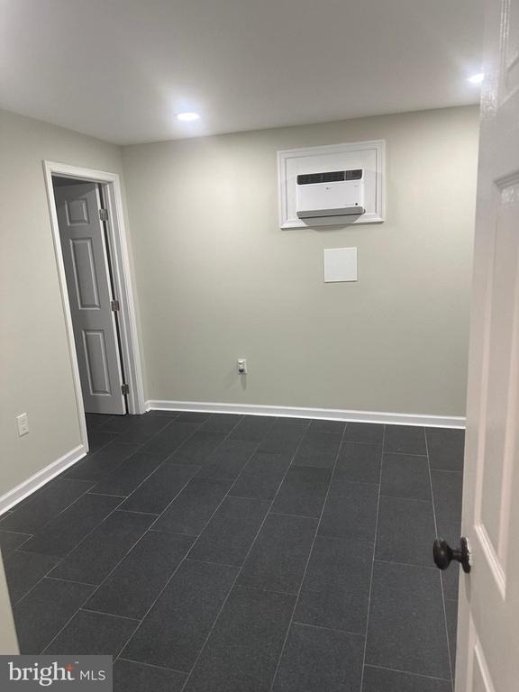 8007 Prince Georges Drive - Photo 18