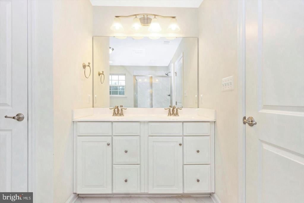 13910 Shannock Lane - Photo 22