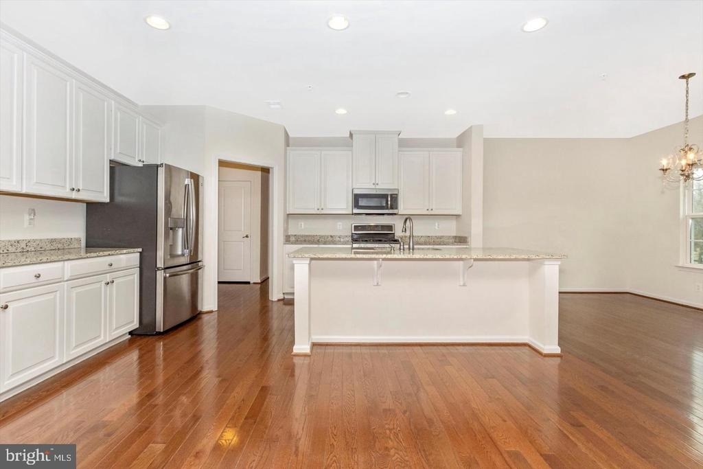 13910 Shannock Lane - Photo 2