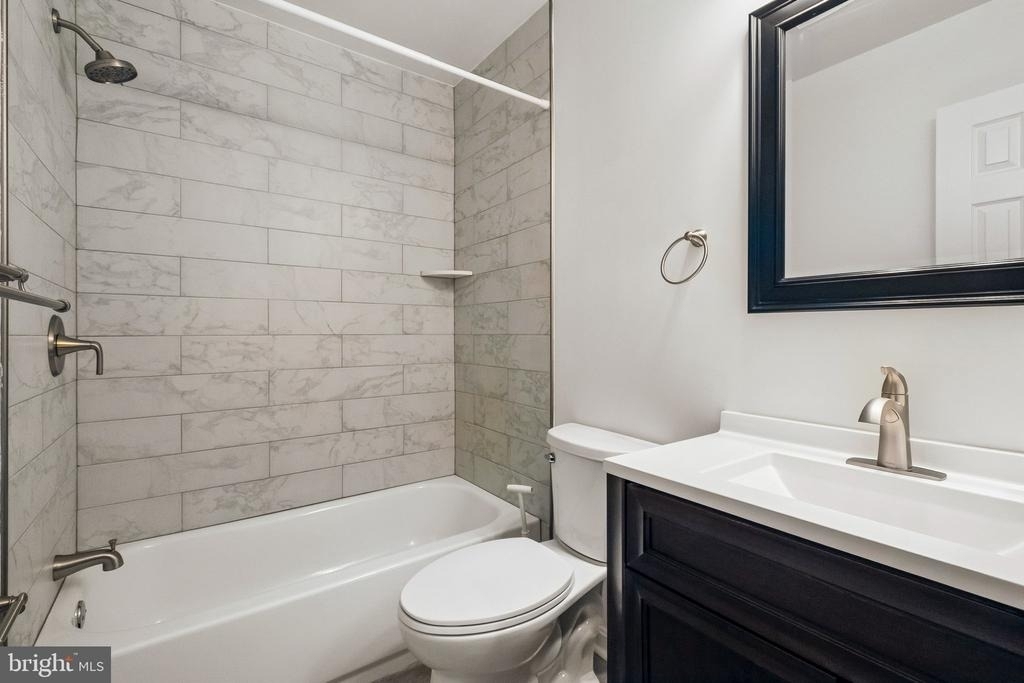 10737 Kitchener Court - Photo 19
