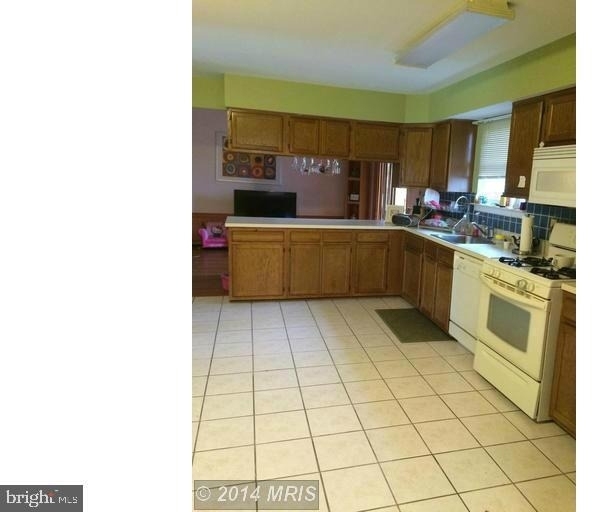 10701 Meynell Court - Photo 2