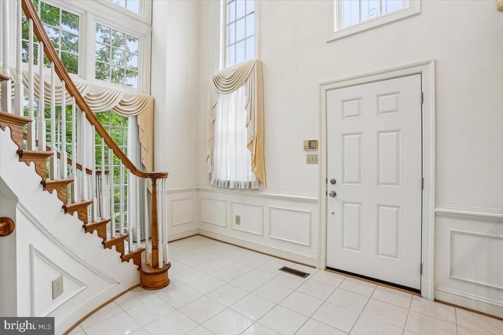 8912 Barrowgate Court - Photo 1