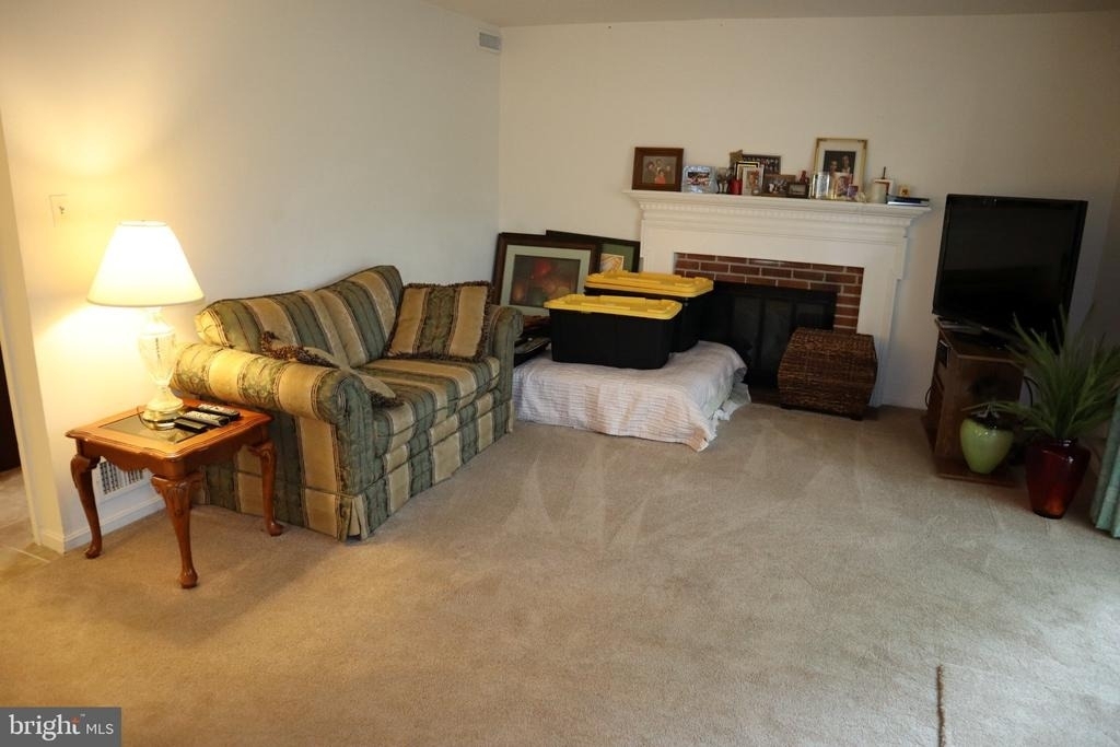 10951 Amherst Avenue - Photo 23