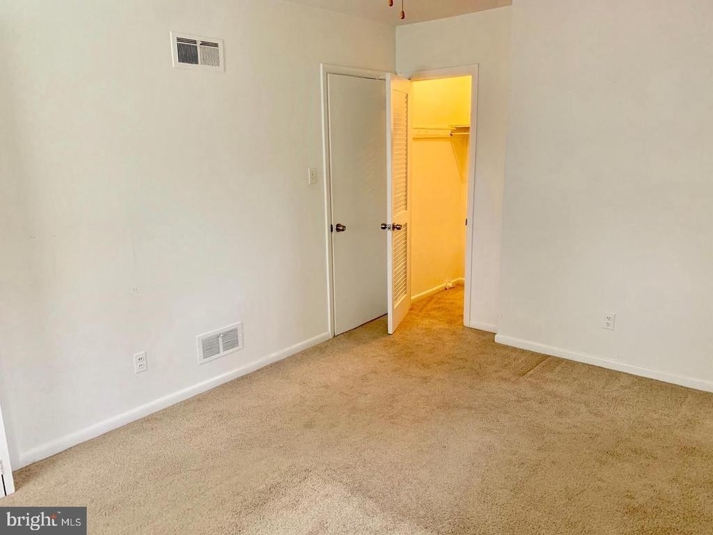 6414 Wilson Lane - Photo 15