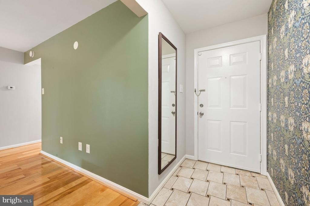 2401 Normandy Square Place - Photo 3