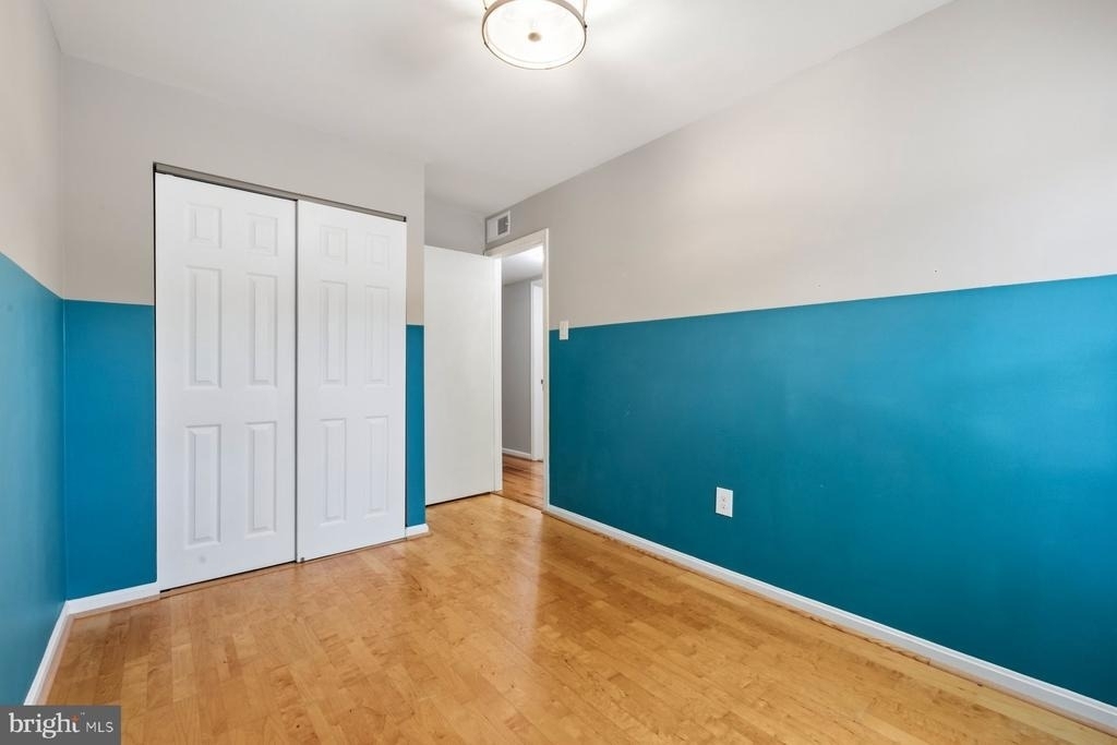 2401 Normandy Square Place - Photo 24