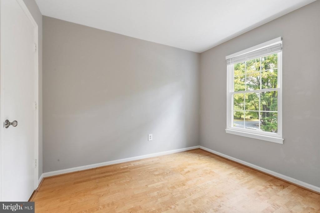 2401 Normandy Square Place - Photo 10