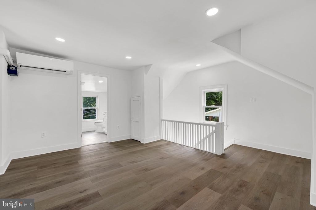 710 Silver Spring Avenue - Photo 12