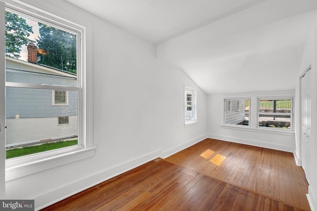 710 Silver Spring Avenue - Photo 24