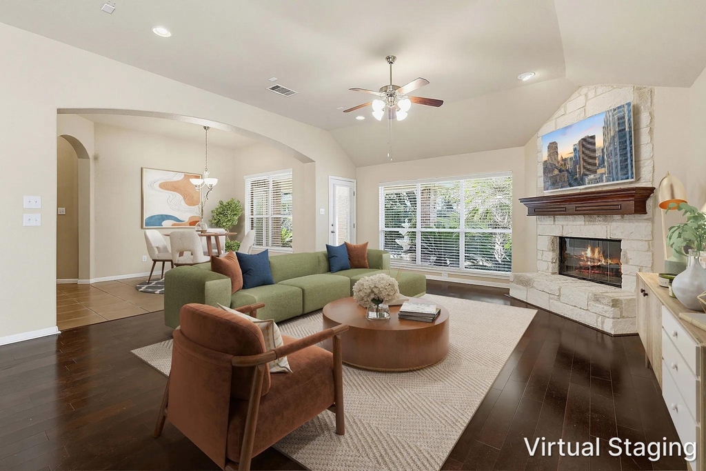 16305 Almaden Dr - Photo 6