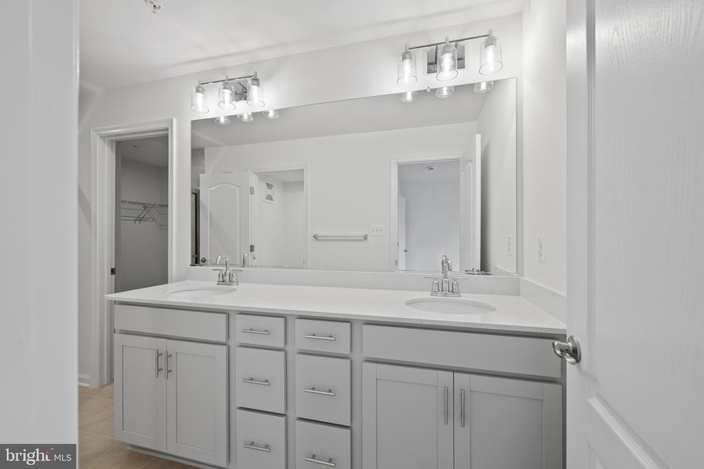 9942-a Count Fleet Crescent - Photo 18