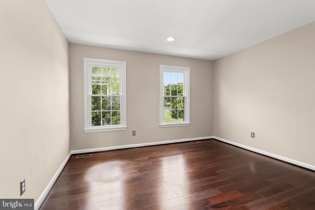 10217 Tuscany Road - Photo 30