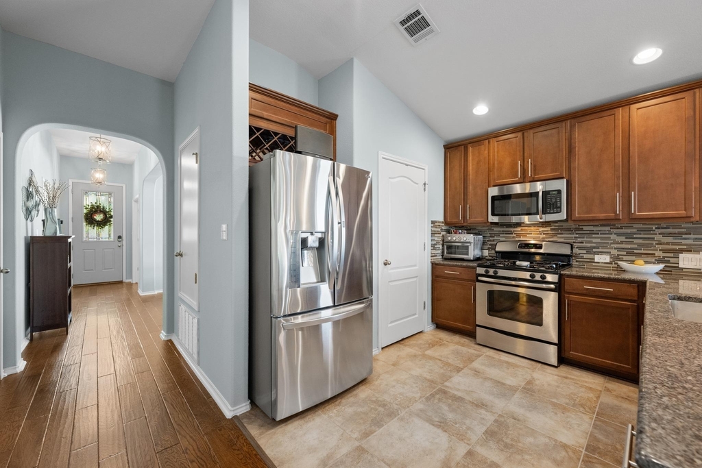 7309 Lookout Bluff Ter - Photo 6