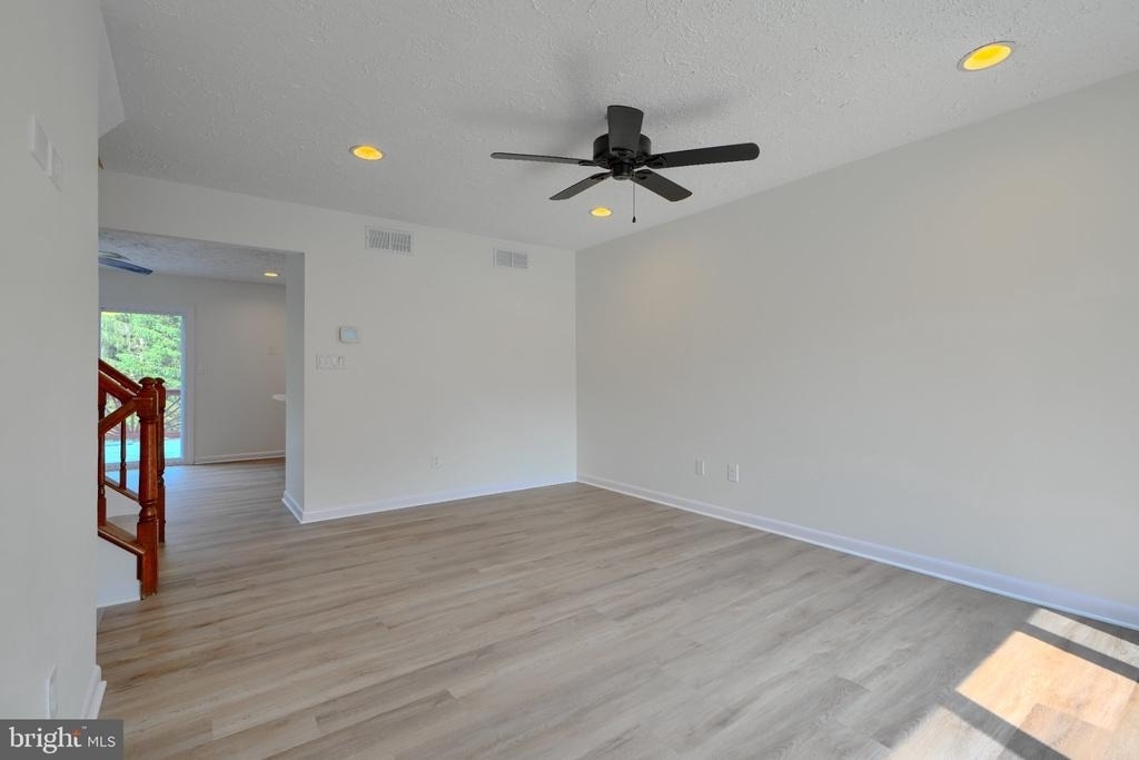 3409 Howell Court - Photo 2