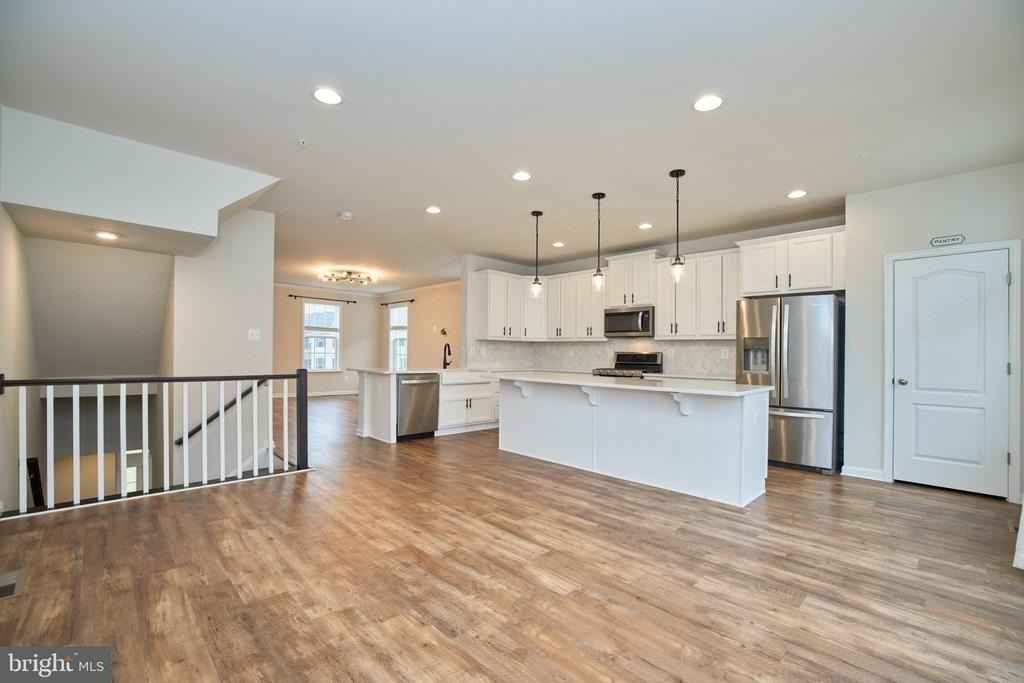 6228 Davinci Street - Photo 4