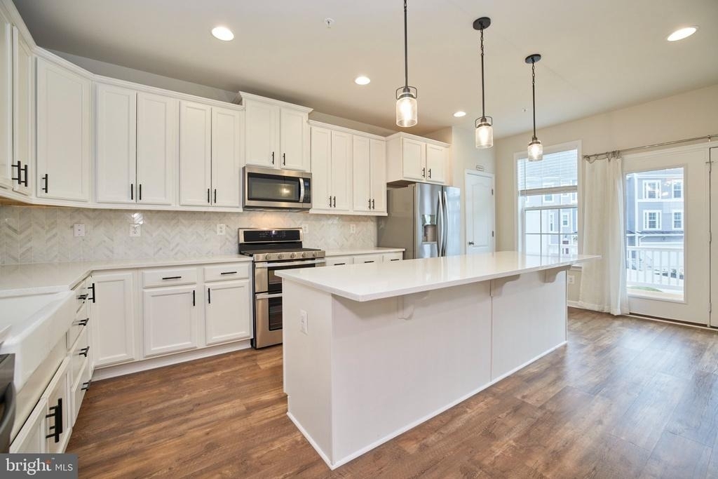6228 Davinci Street - Photo 7