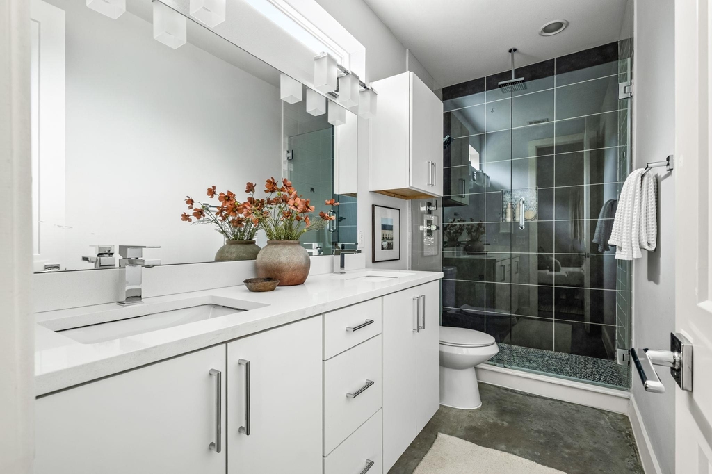 1703 Perez St - Photo 9