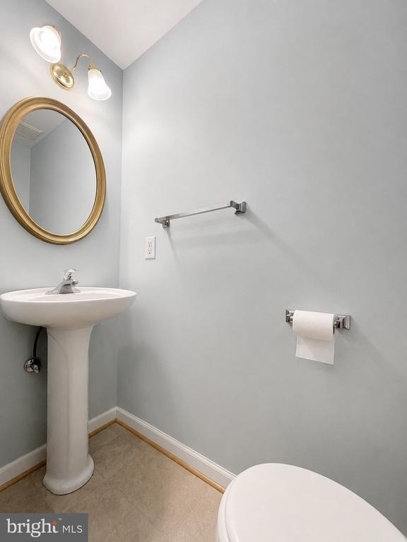 9426 Singleton Place - Photo 16
