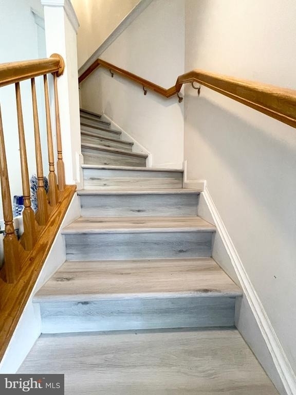 9426 Singleton Place - Photo 2