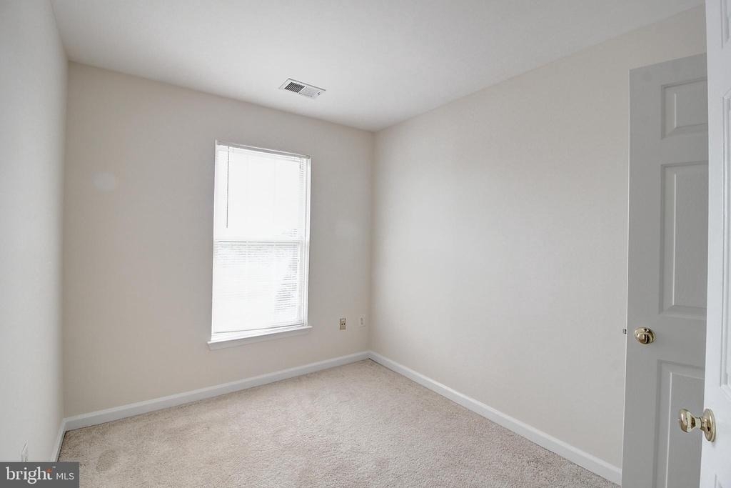 586 Eisenhower Drive - Photo 13