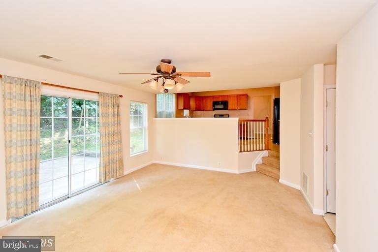7910 Monarch Street - Photo 14