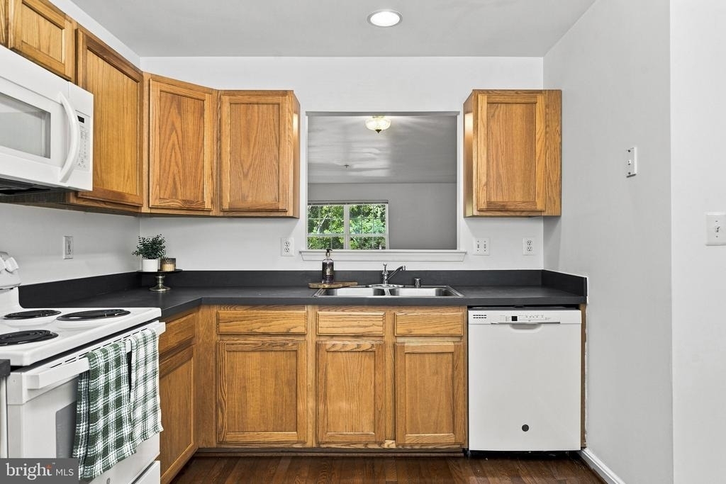 387 Cambridge Place - Photo 7