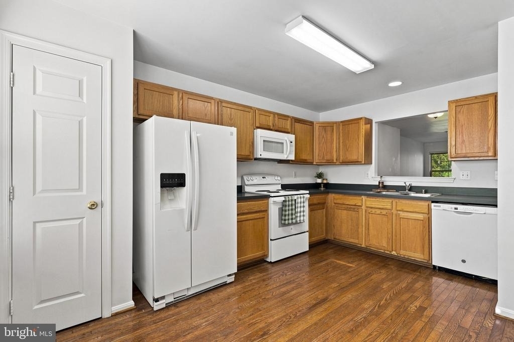 387 Cambridge Place - Photo 5