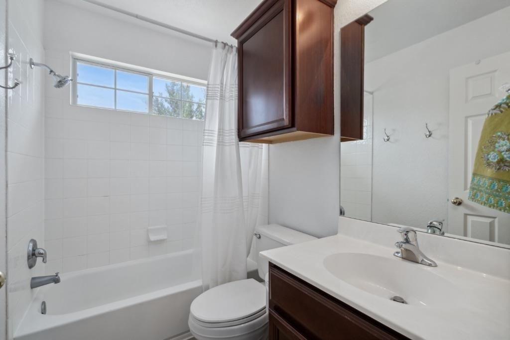 2913 Fleet Dr - Photo 20