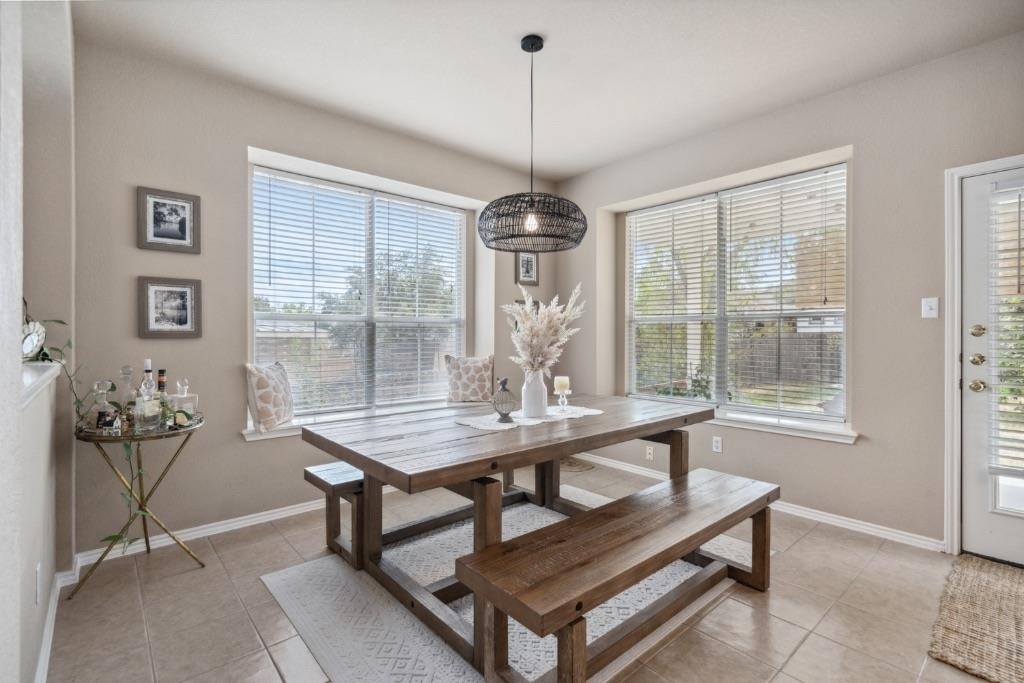 2913 Fleet Dr - Photo 4