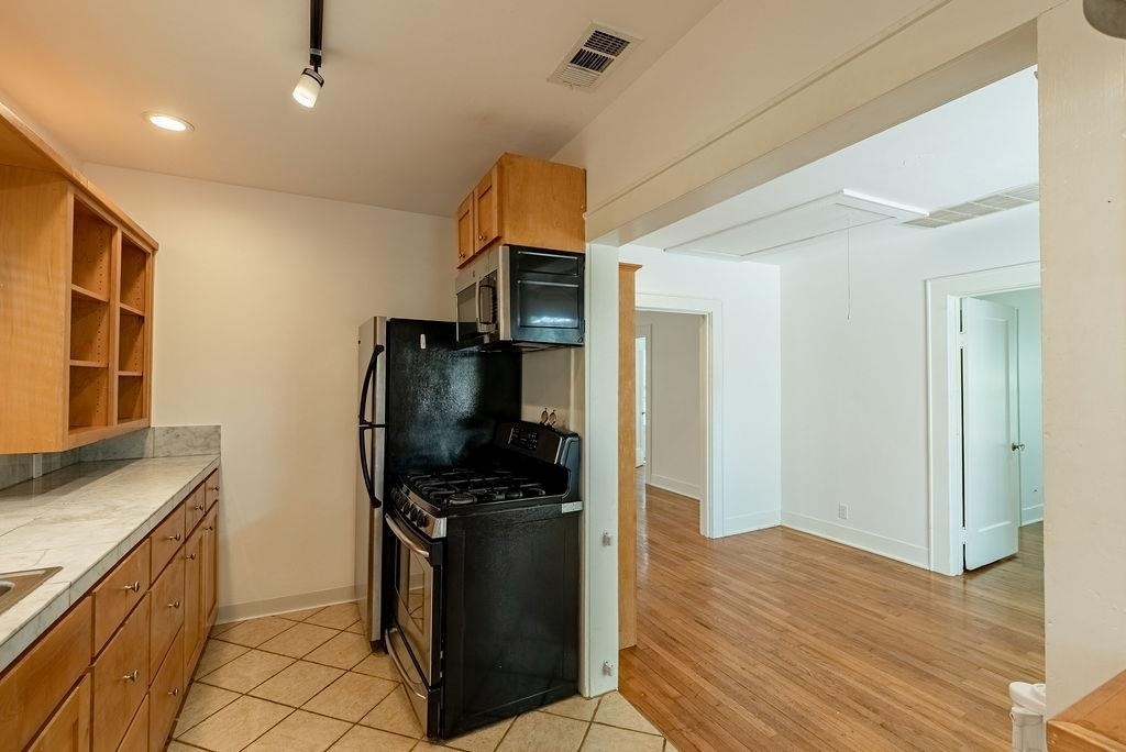 902 Bouldin Ave - Photo 9