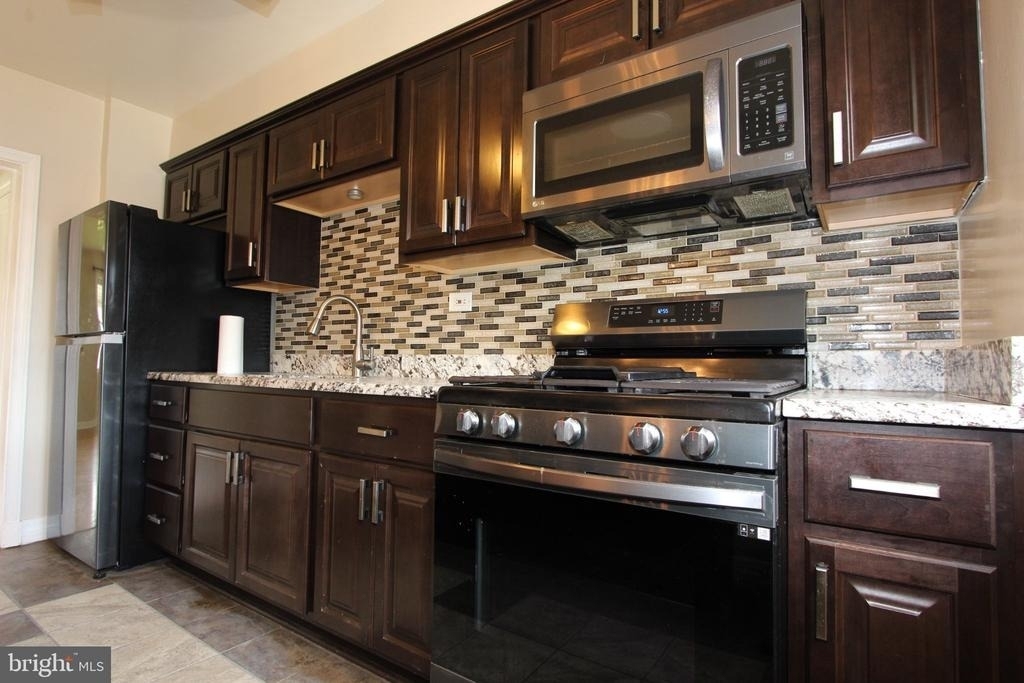 1612 Sherwood Avenue - Photo 9
