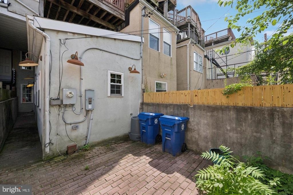 1814 E Pratt Street - Photo 31